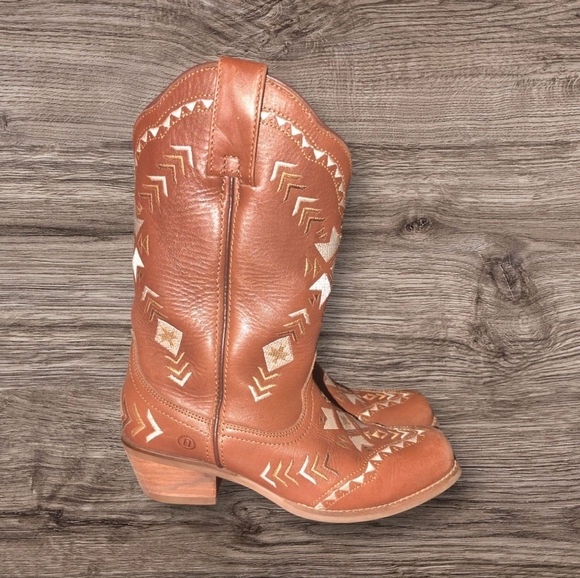 Dingo Women's Mesa Southwestern Embroidered Leather Western Boot - Picture 2 of 5
